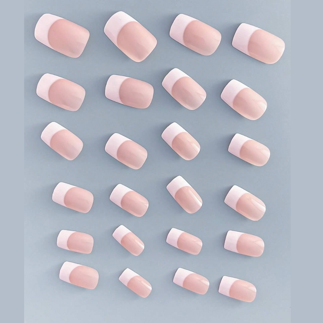 GUAPÀ® Plaknagels | 24 stuks valse nagels | French Manicure