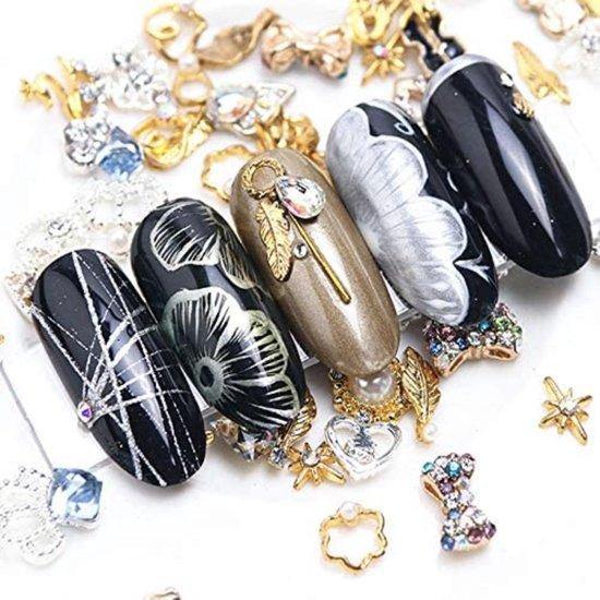 GUAPÀ Nail Art Penselen en Rhinestones Glitter Set Met 3D Strass Glitter Steentjes - 20 Delige Nagel Decoratie Set inclusief Nagellijm en Top Coat - Gio Cosmetics